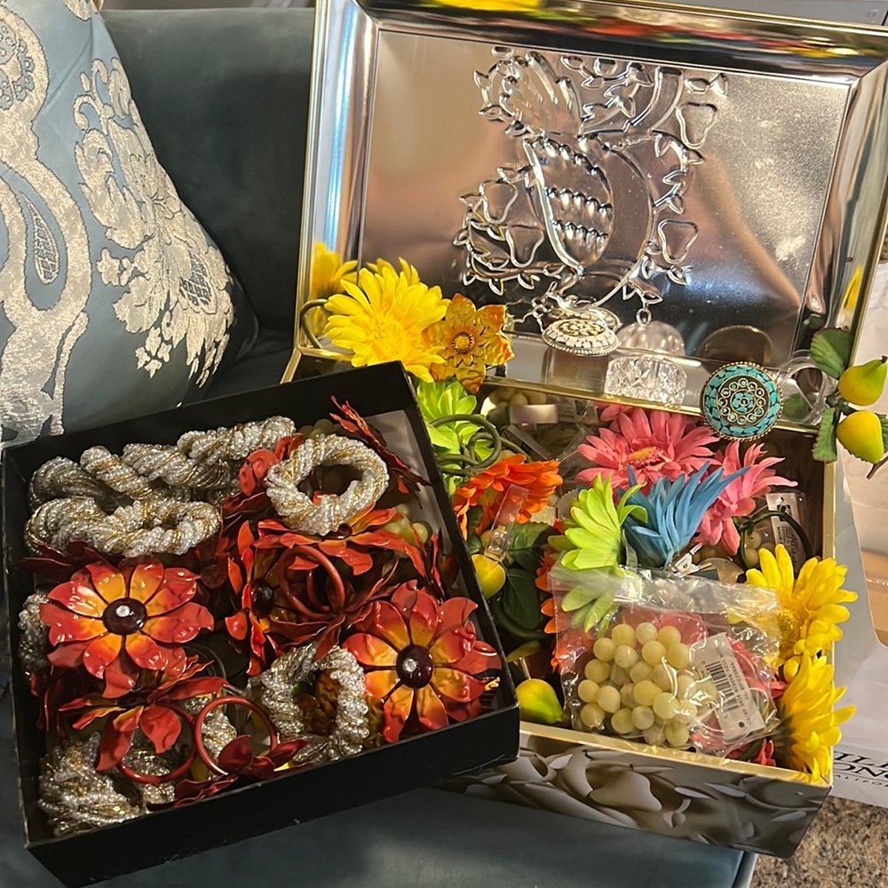 Napkin holder rings